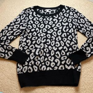 EUC halogen sweater